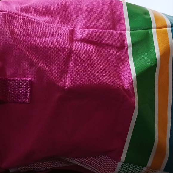 Aerosoles insulated cooler Pink, Green Yellow  Blue strips. Large compartment - Picture 5 of 8